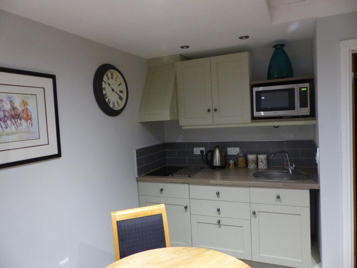 Bed And Breakfast Accommodation Near Brinkley, Six Mile Bottom Ideal For Newmarket And Cambridge エクステリア 写真